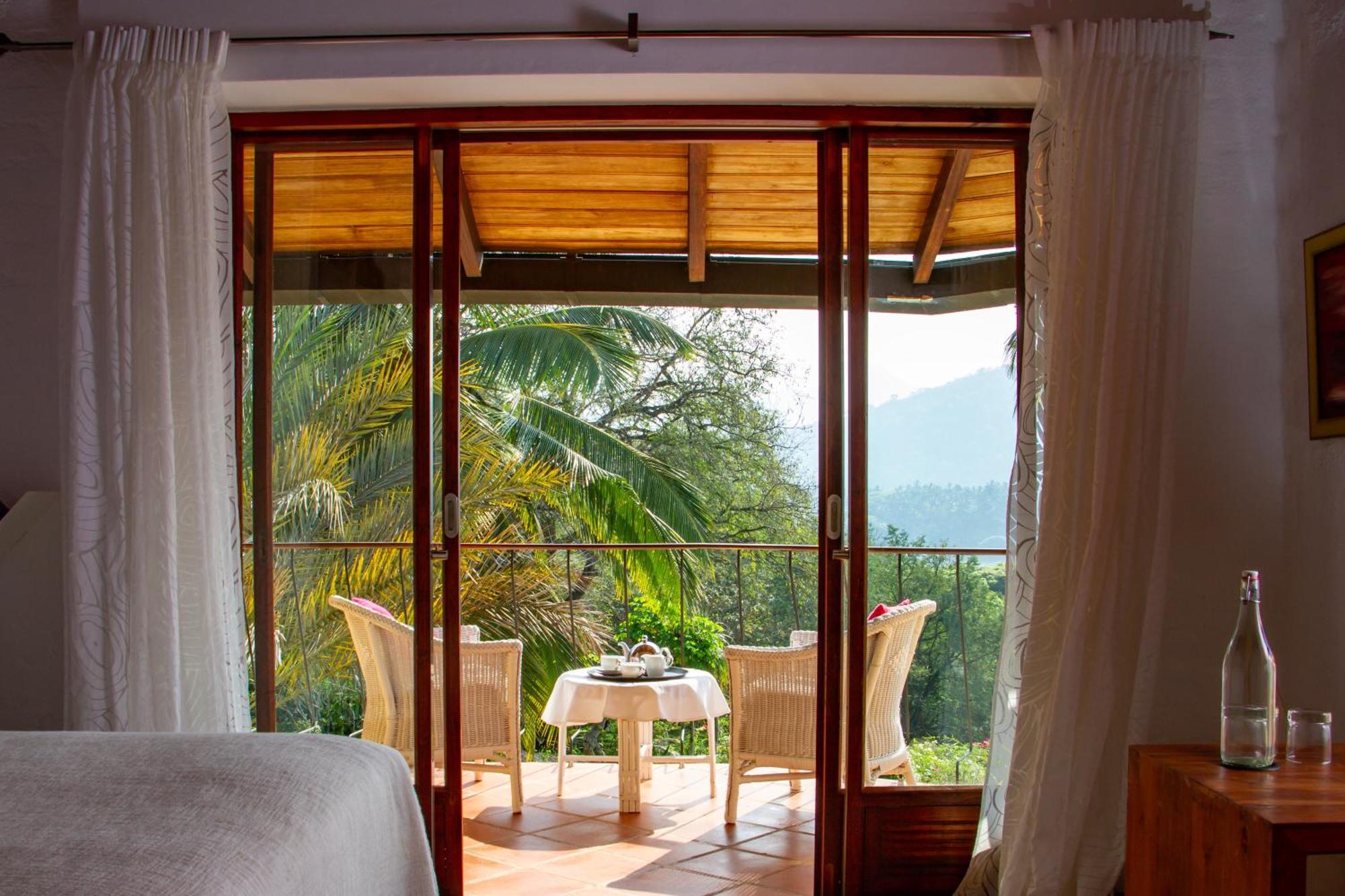 Bougainvillea Retreat Канди Экстерьер фото